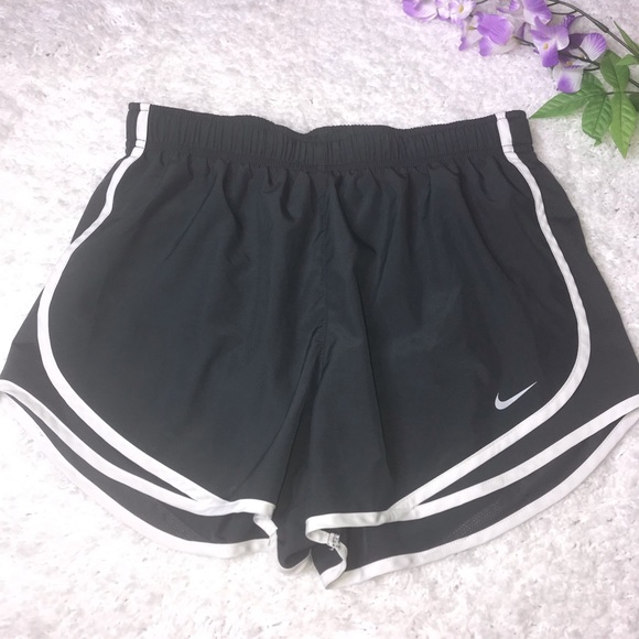 Nike Dri-Fit shorts - Picture 1 of 4